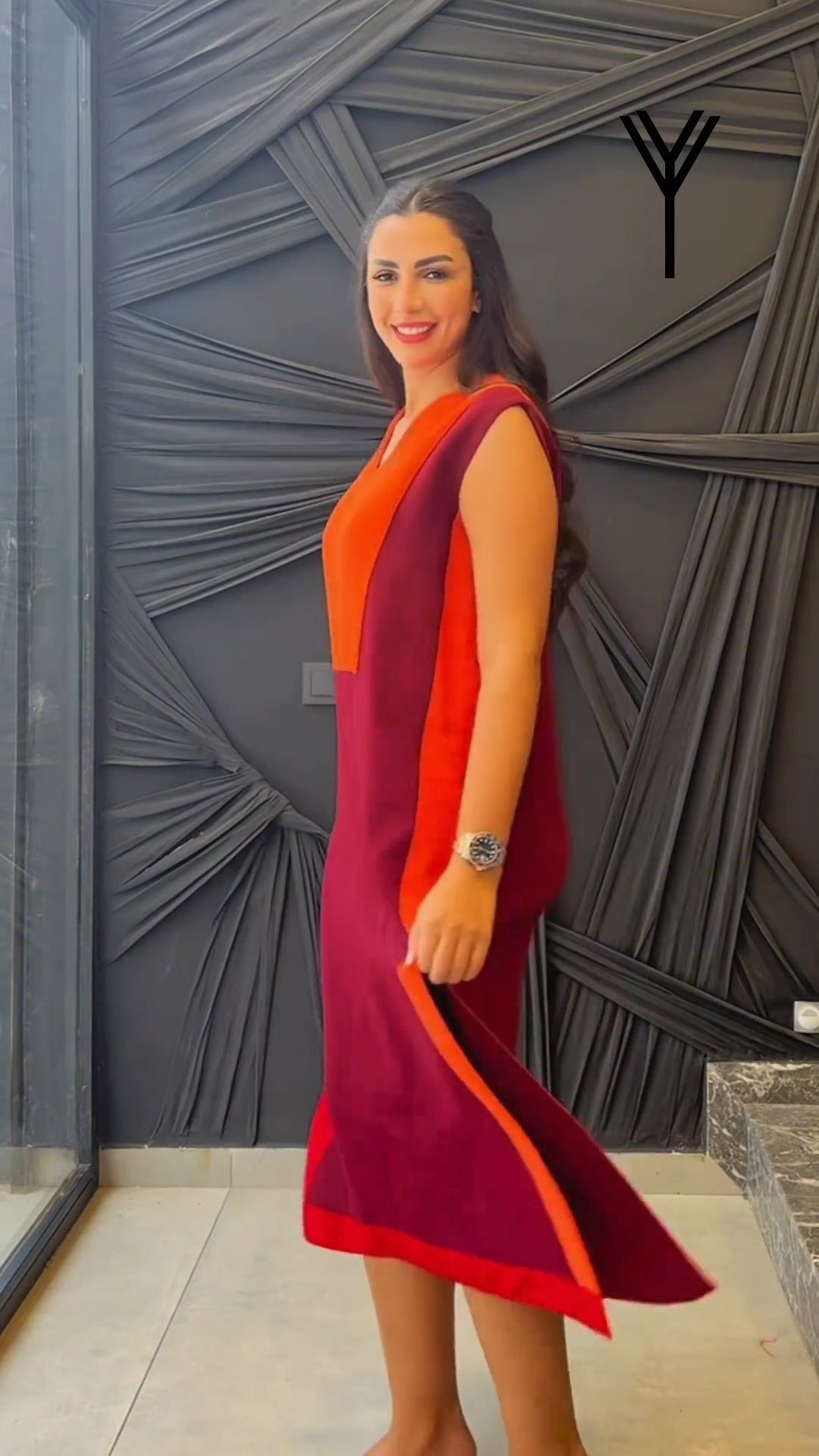 Vestido Karina – Estilo Minimalista com Toque Moderno